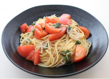トマトとシラスの和風冷やしパスタ スマイルレシピ イチビキ 公式サイト 名古屋のみそ しょうゆ つゆメーカー